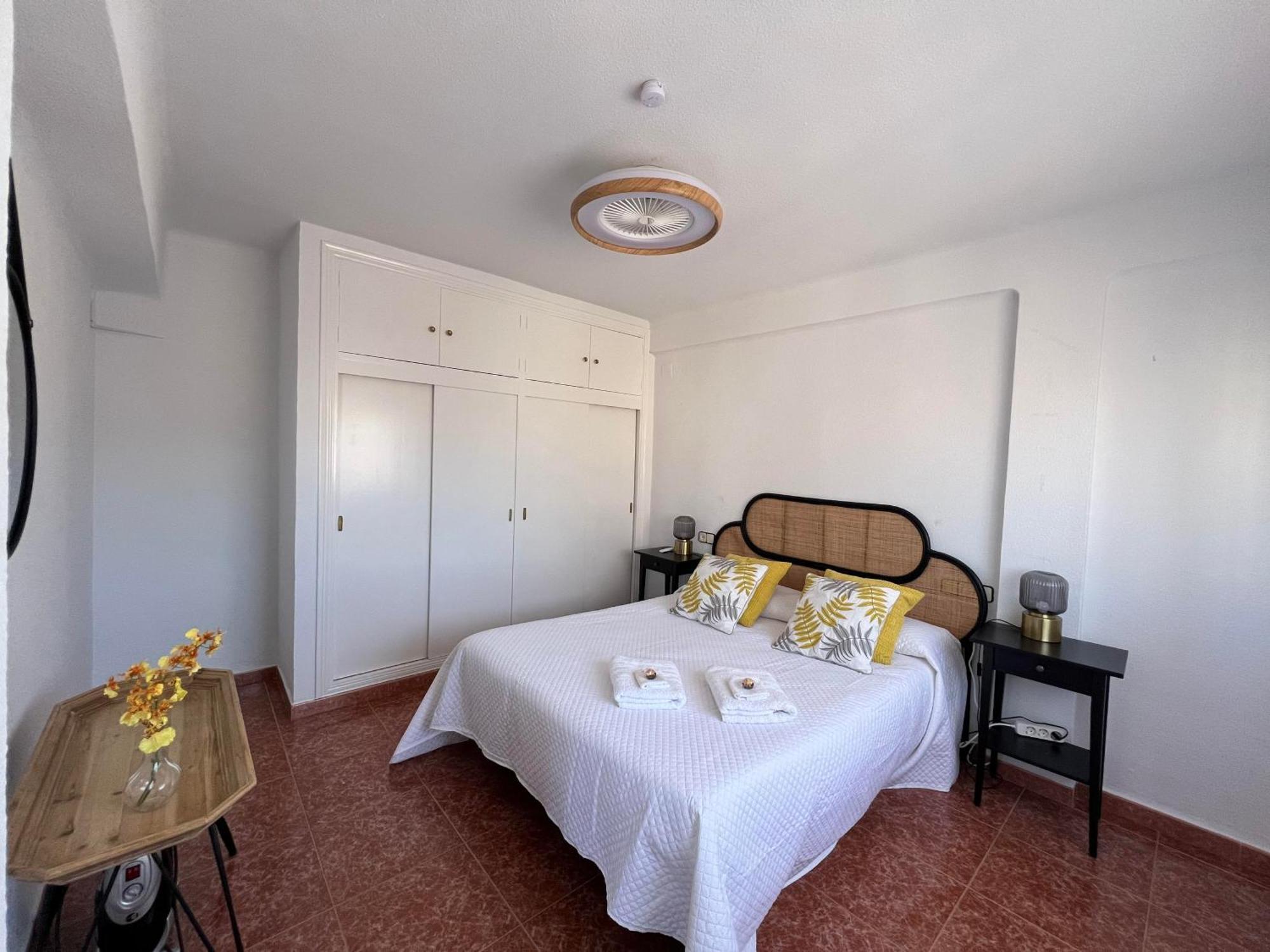 Gran Apartamento Con Parking Gratis Centro De Málaga Buitenkant foto